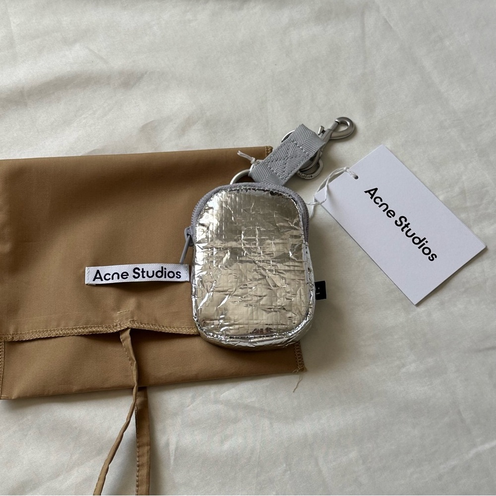 Acne Studios Mini Pouch Silver - Picture 2 of 14